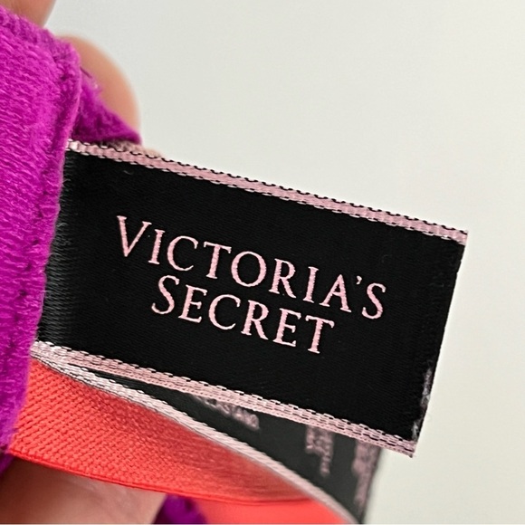 Victorias Secret Very Sexy Lightly Lined Plunge Bra Fuchsia Purple Lace 34DD - Picture 5 of 6